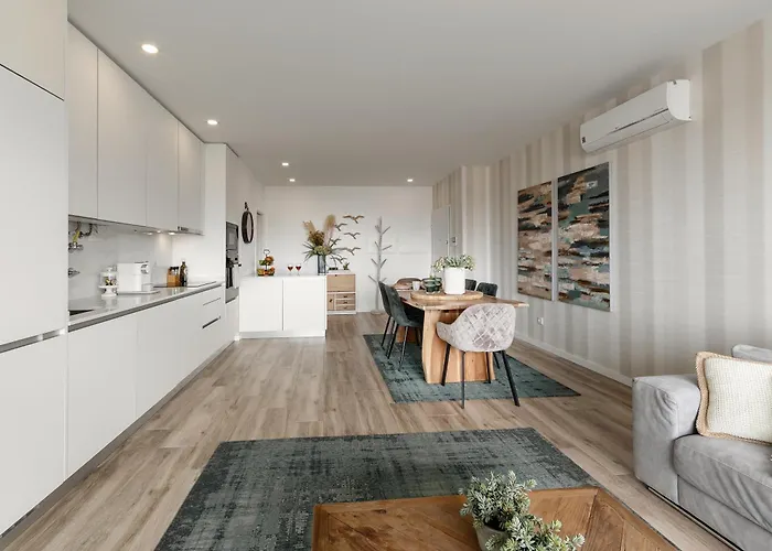 Oceanview Oasis Apartment *