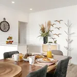 Apartment Oceanview Oasis
